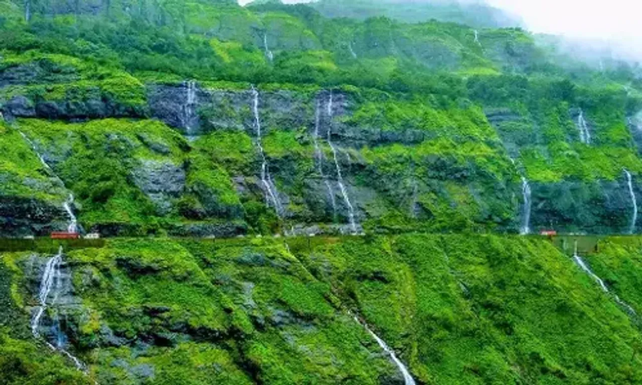 ઉનાળાના વેકેશન દરમિયાન આ પ્રખ્યાત હિલ સ્ટેશનોની મુલાકાત અવશ્ય લો...