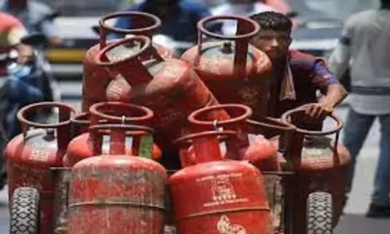 એલપીજી સિલિન્ડરની કિંમતમાં થયો વધારો, જાણો કેટલો વધારો કરાયો