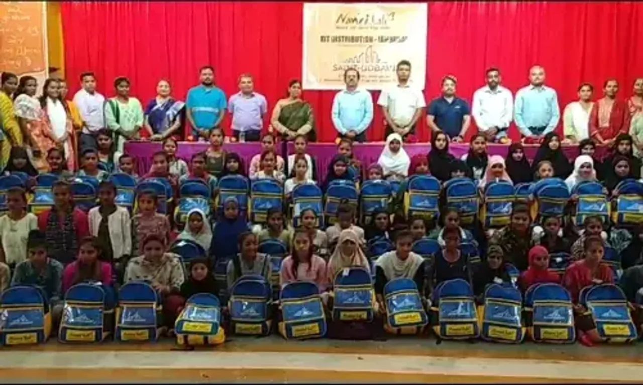 ભરૂચ : સેન્ટ ગોબેન ઇન્ડિયા ફાઉન્ડેશન દ્વારા જંબુસર ખાતે નન્હીકલીઓને શૈક્ષણિક કીટનું વિતરણ કરાયું...