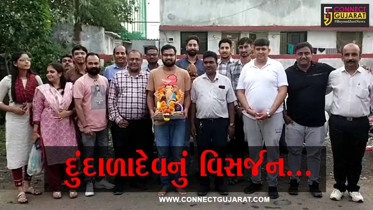 અંકલેશ્વર : કનેક્ટ ગુજરાત કાર્યાલય ખાતે સ્થાપિત દુંદાળાદેવને અપાય 3 દિવસે વિદાય…