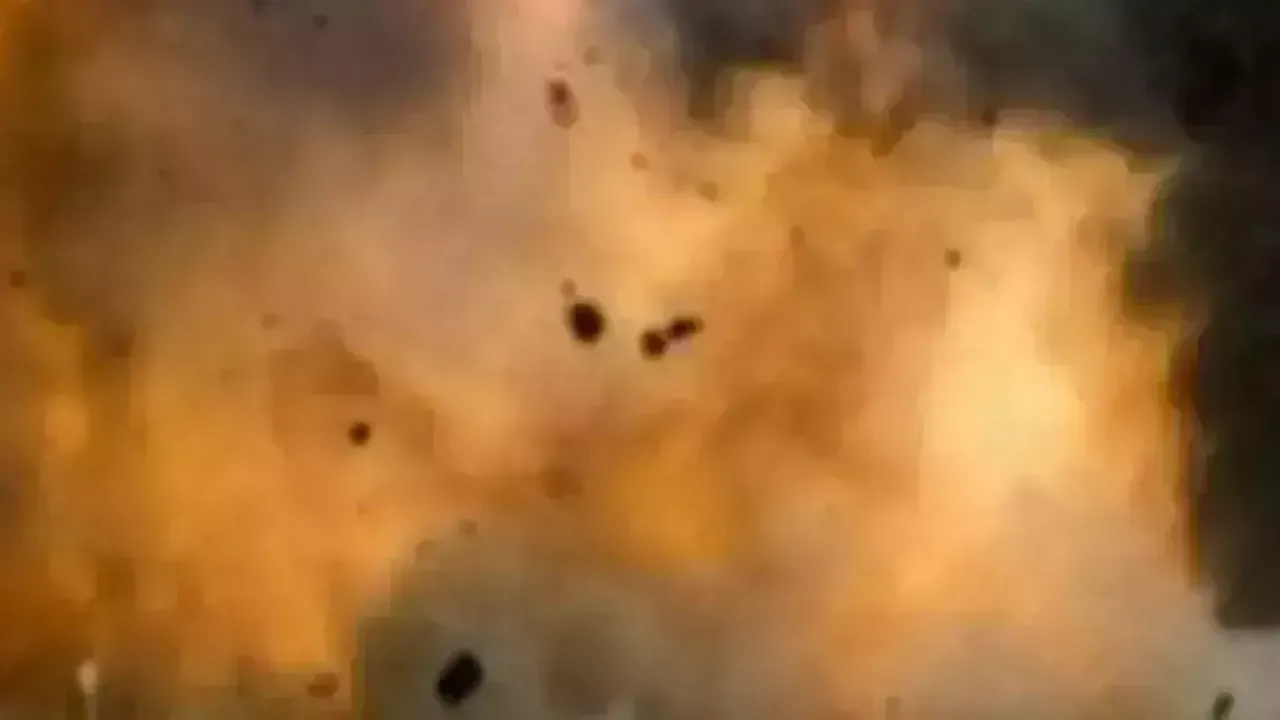 ચૂંટણી પહેલા પાકિસ્તાનમાં બ્લાસ્ટ, ઈલેક્શન પંચની ઓફિસ બહાર ધડાકો..!