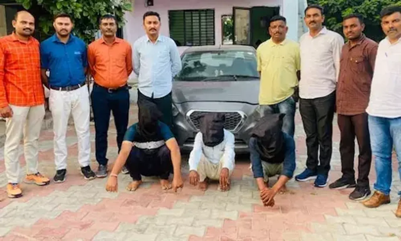 અમદાવાદ: મુસાફરોના સ્વાંગમાં લૂંટ કરતી ટોળકી ઝડપાય, વાંચો કેવી રીતે ગુનાને આપતા હતા અંજામ