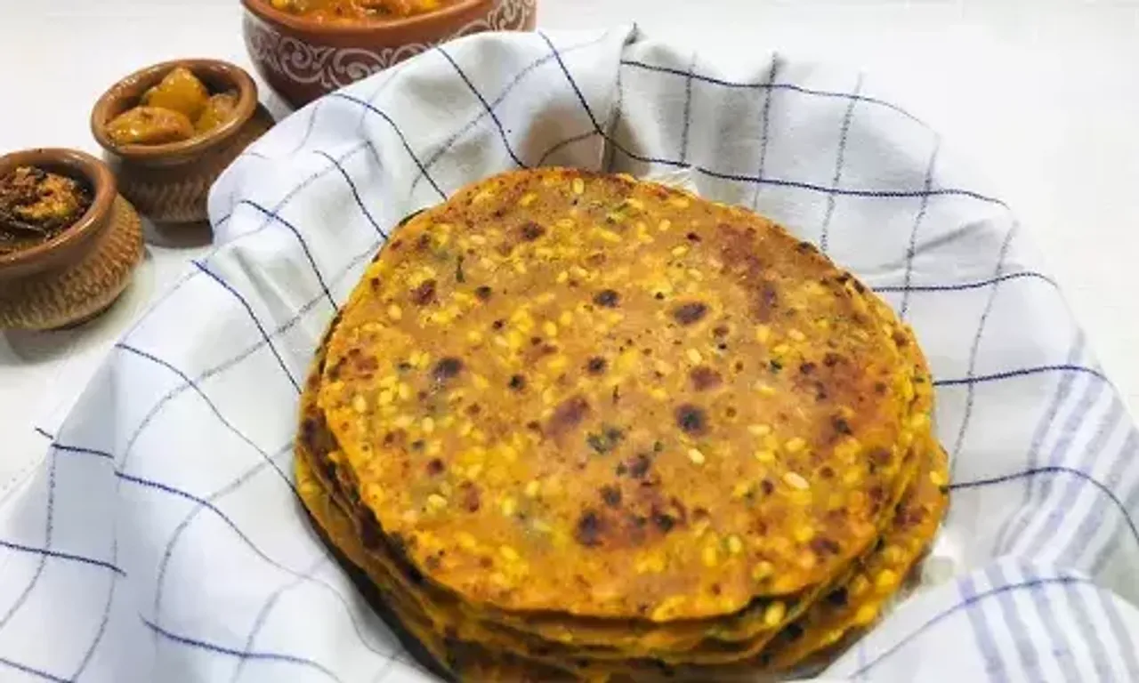 જો તમે પરાઠાને હેલ્ધી ટ્વિસ્ટ આપવા માંગો છો તો આ રીતે બનાવો મગની દાળના પરોઠા...