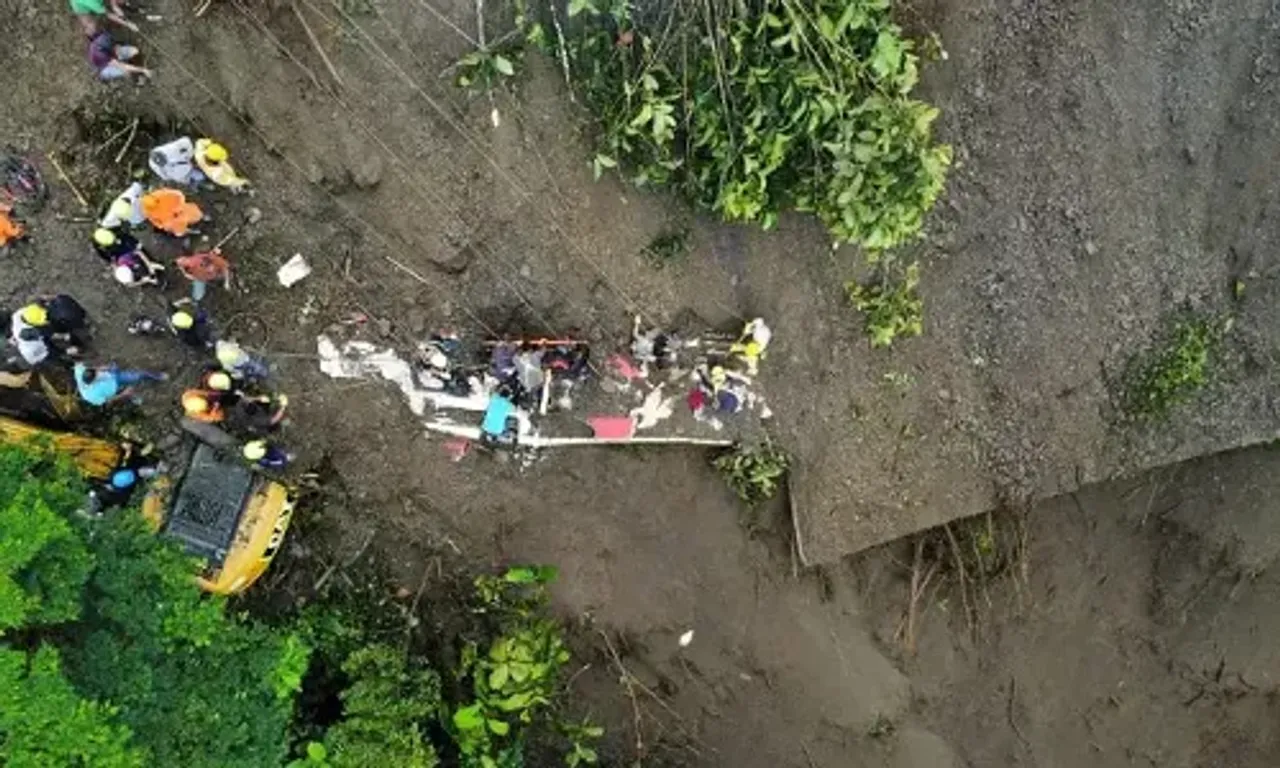 કોલંબિયાના રિસારાલ્ડા પ્રાંતમાં વરસાદના કારણે ભૂસ્ખલનની બની ઘટના, 33 લોકોના મોત