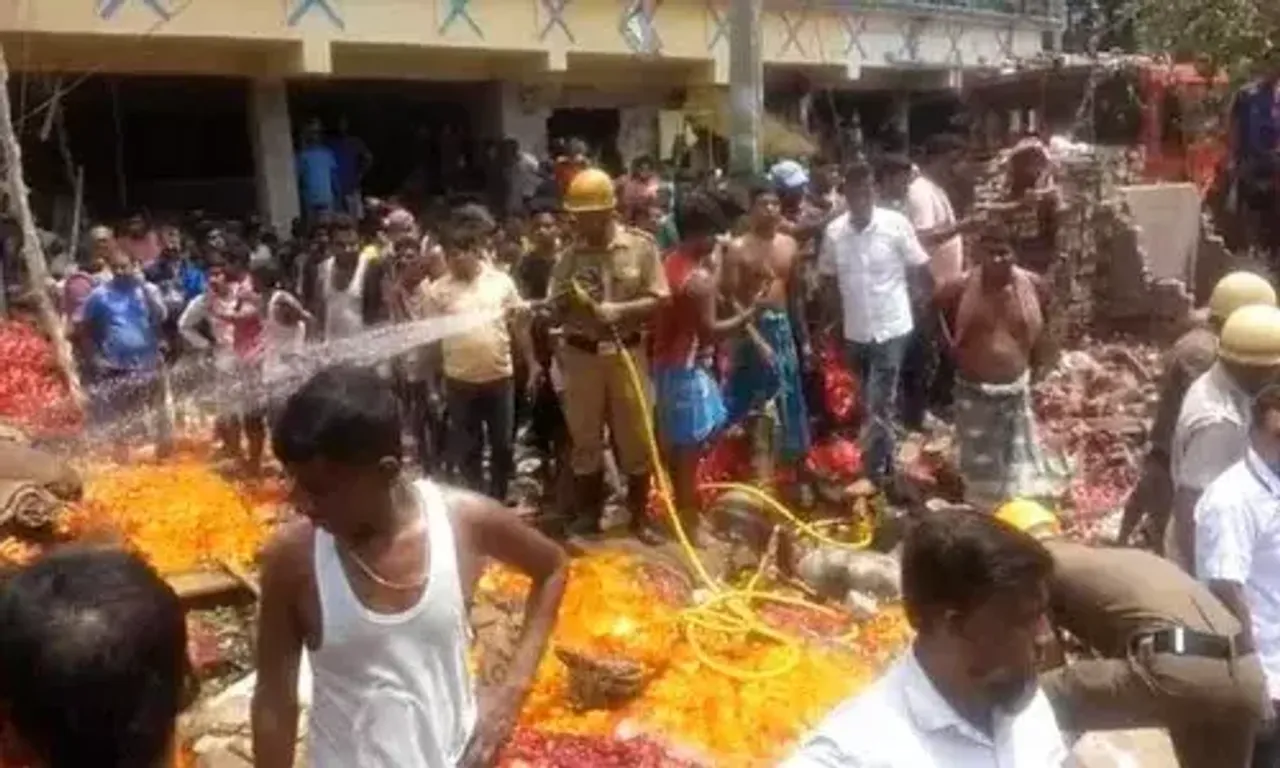 પશ્ચિમ બંગાળમાં ફટાકડાની ફેક્ટરીમાં બ્લાસ્ટ થતાં 4 લોકોના કરૂણ મોત