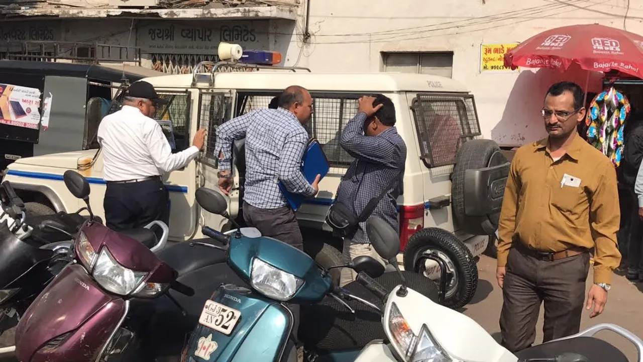 રાજકોટ બહુ ચર્ચિત માલવીયા કેસમાં આરોપીના બેંક લોકર તપાસ શરુ