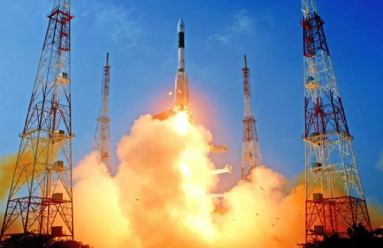 ISRO એ ૧૦૪ સેટેલાઈટસ એક સાથે લોન્ચ કરી વિશ્વવિક્રમ સર્જયો