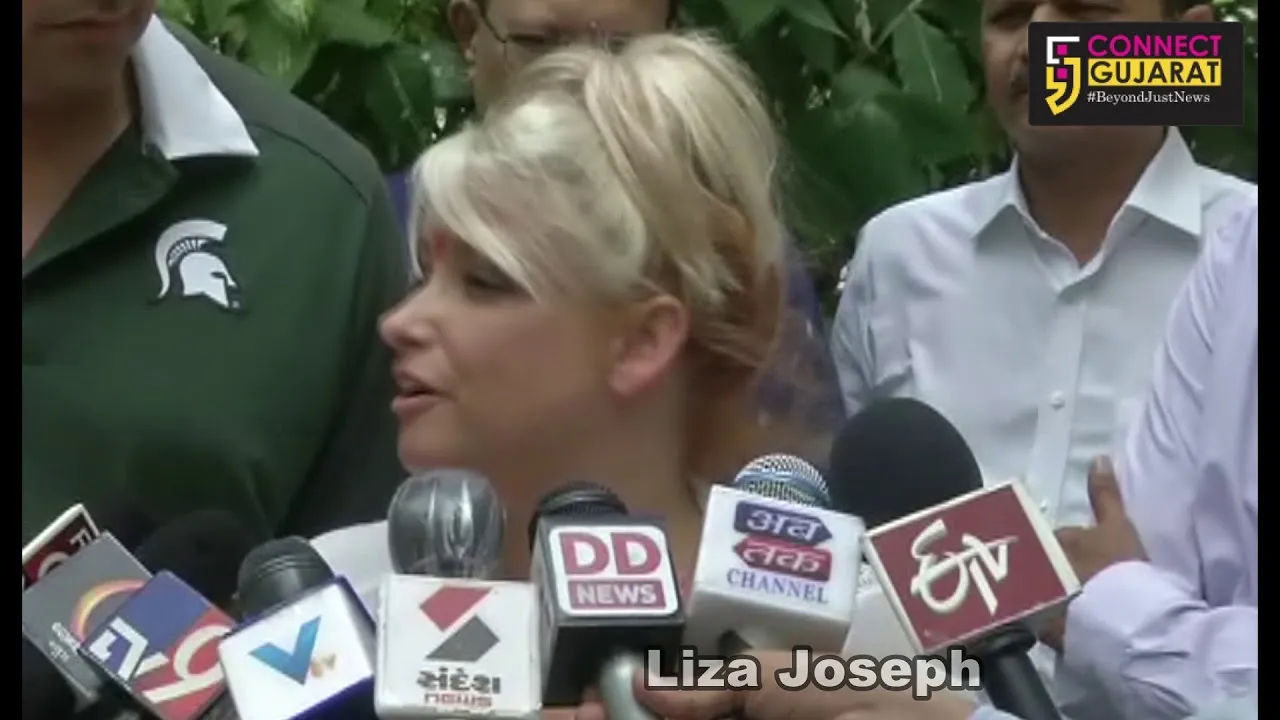 રાજકોટ આશ્રમ માંથી દિવ્યાંગ બાળકીને દત્તક લેતું અમેરિકી દંપતિ