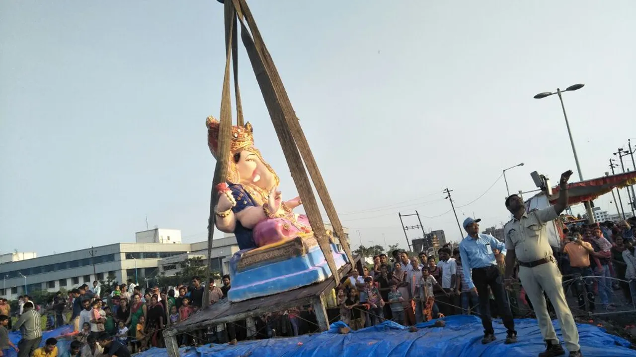 અંકલેશ્વર જીઆઇડીસી કુત્રિમ કુંડમાં 1000 થી વધુ પ્રતિમાનું કરાયુ વિસર્જન
