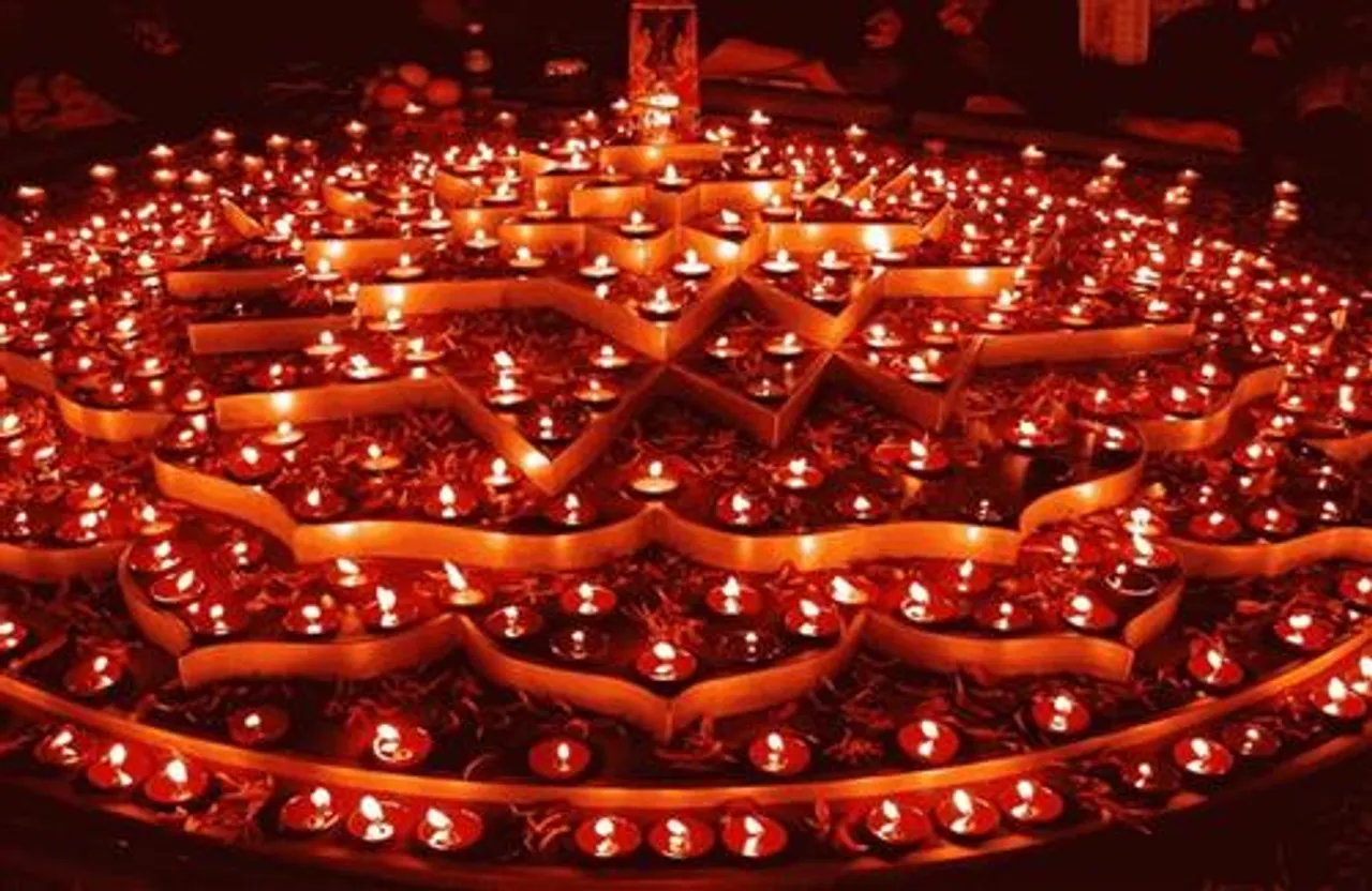 દિવાળી : અંધકારમાં પ્રકાશના વિજયનો પ્રતીક