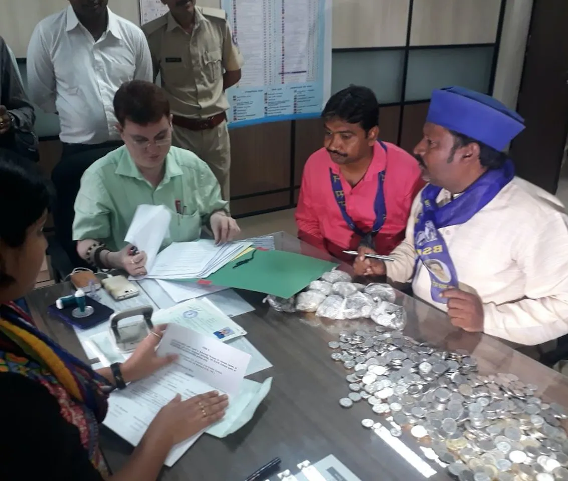 નવસારીમાં BSPનાં ઉમેદવારે ડિપોઝીટમાં 5000નું ચિલ્લર જમા કરાવ્યુ