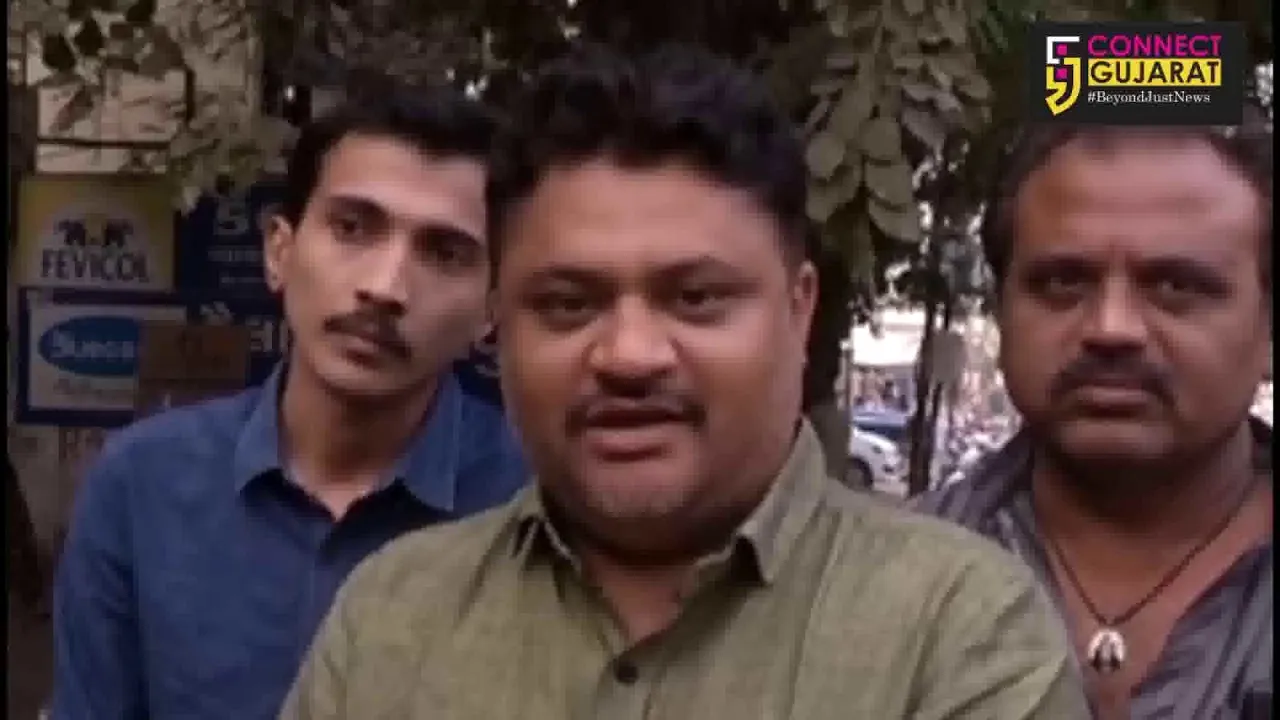 રાજકોટ સીએમ વિજય રૂપાણીને ટિકીટ મળતા સમર્થકોમાં ખુશી