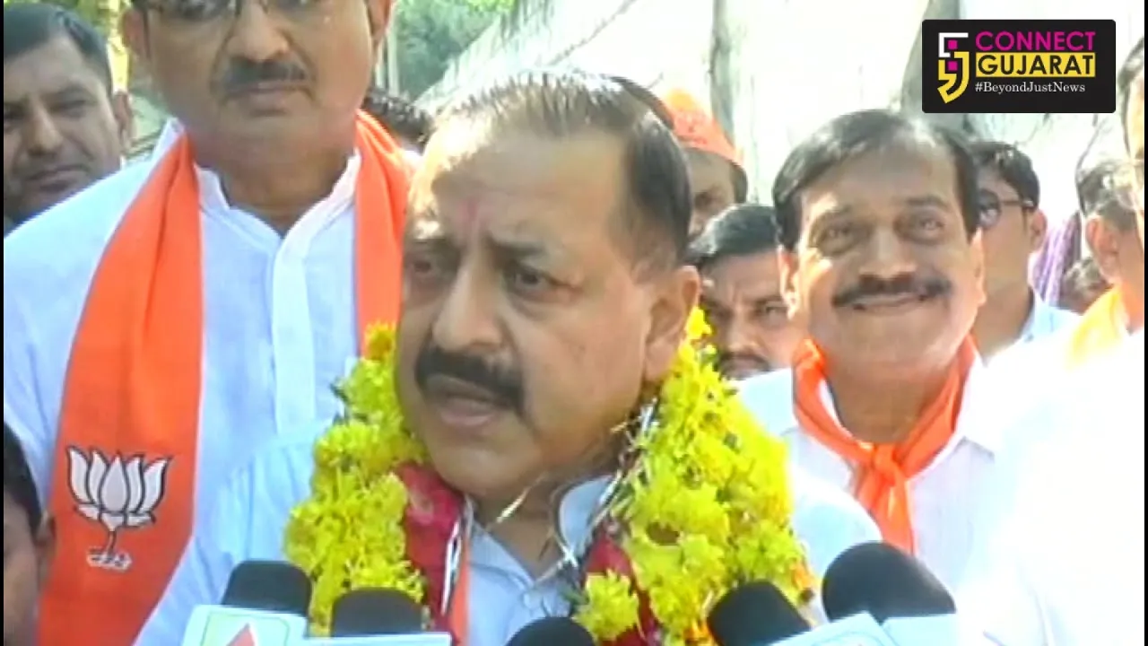 ભરૂચમાં ગુજરાત ગૌરવ મહાસંપર્કની શરૂઆત કરાવતા કેન્દ્રીય મંત્રી જીતેન્દ્ર સિંઘ