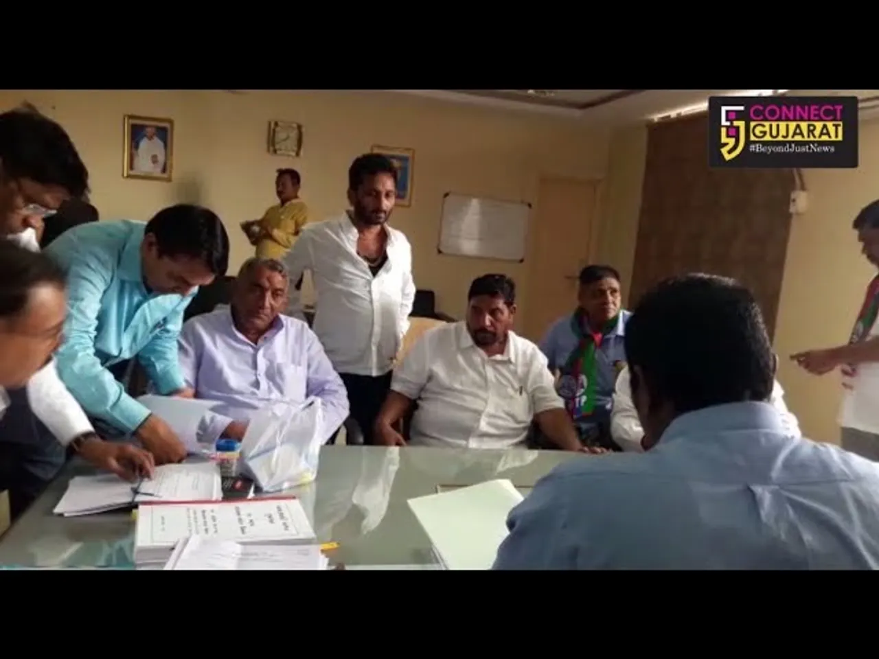 ઝઘડીયાનાં ધારાસભ્ય છોટુભાઈ વસાવાએ  BTP બેનર હેઠળ નોંધાવી ઉમેદવારી