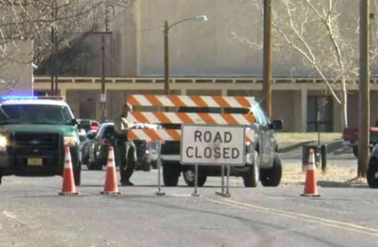 અમેરિકાનાં ન્યુ મેક્સિકોની શાળામાં ગોળીબારમાં બેનાં મોત