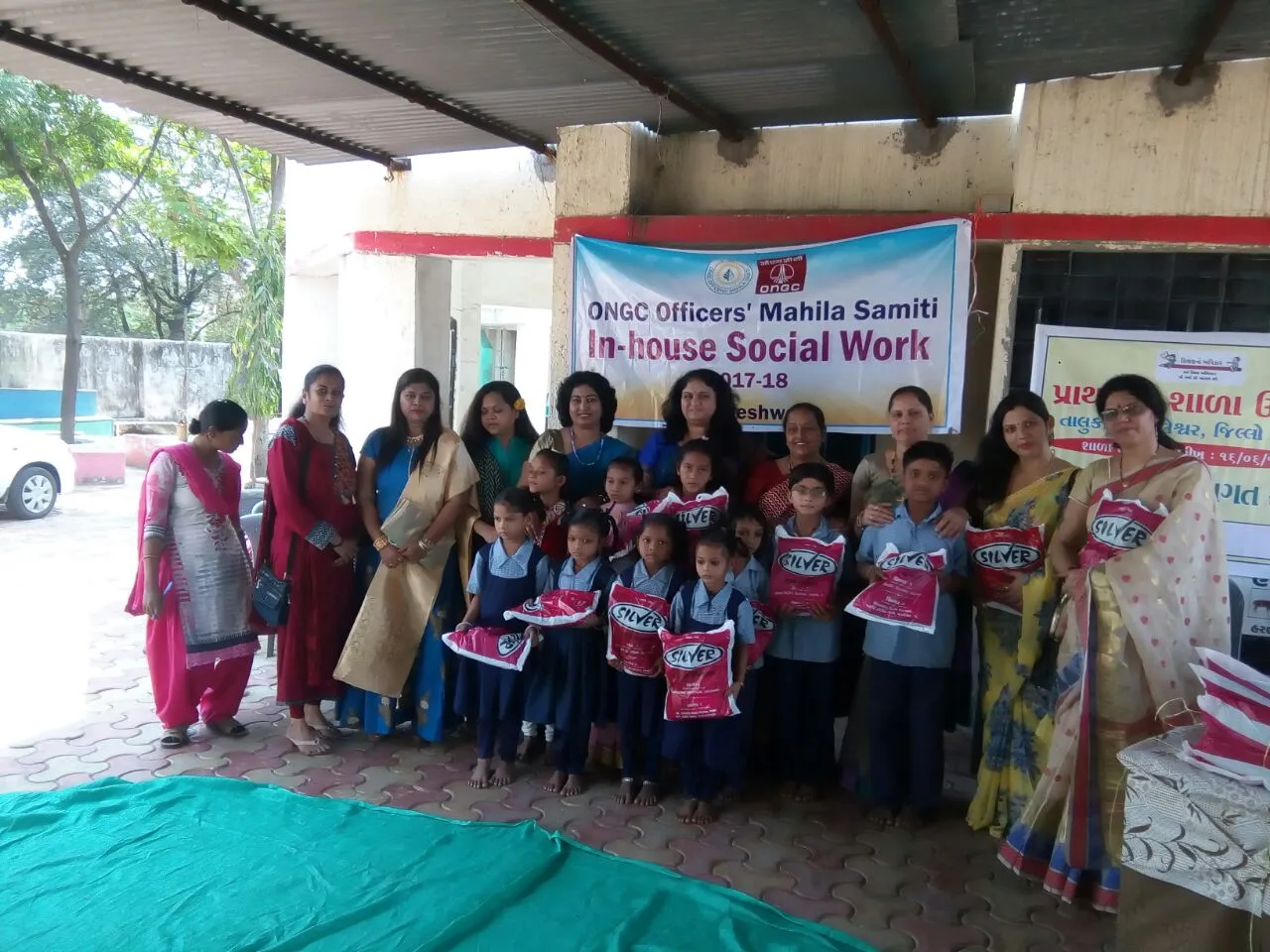 અંકલેશ્વરની ઓએનજીસી ઓફિસર્સ મહિલા સમિતિ દ્વારા સેવાકીય પ્રવૃત્તિ હાથ ધરાઈ