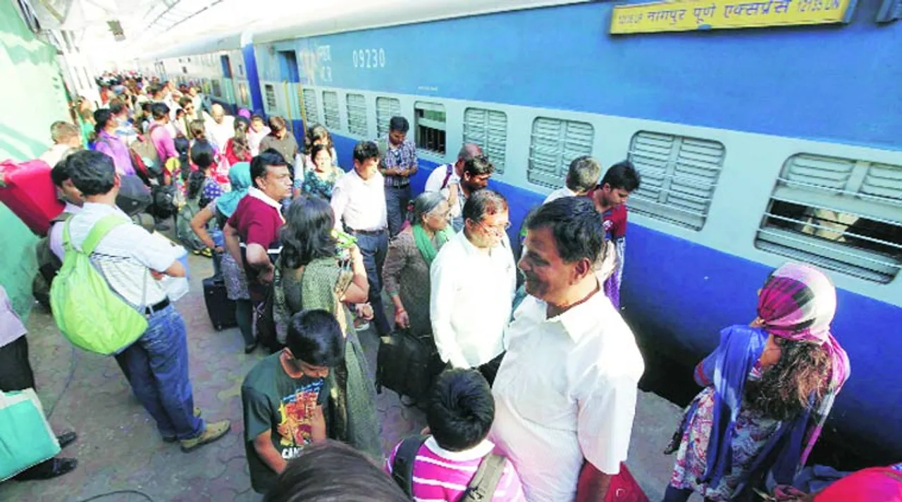 ટ્રેનની ઇ-ટિકિટમાં સગર્ભાની હશે કોલમ, મહિલાઓ માટે લોઅર બર્થ કોટા