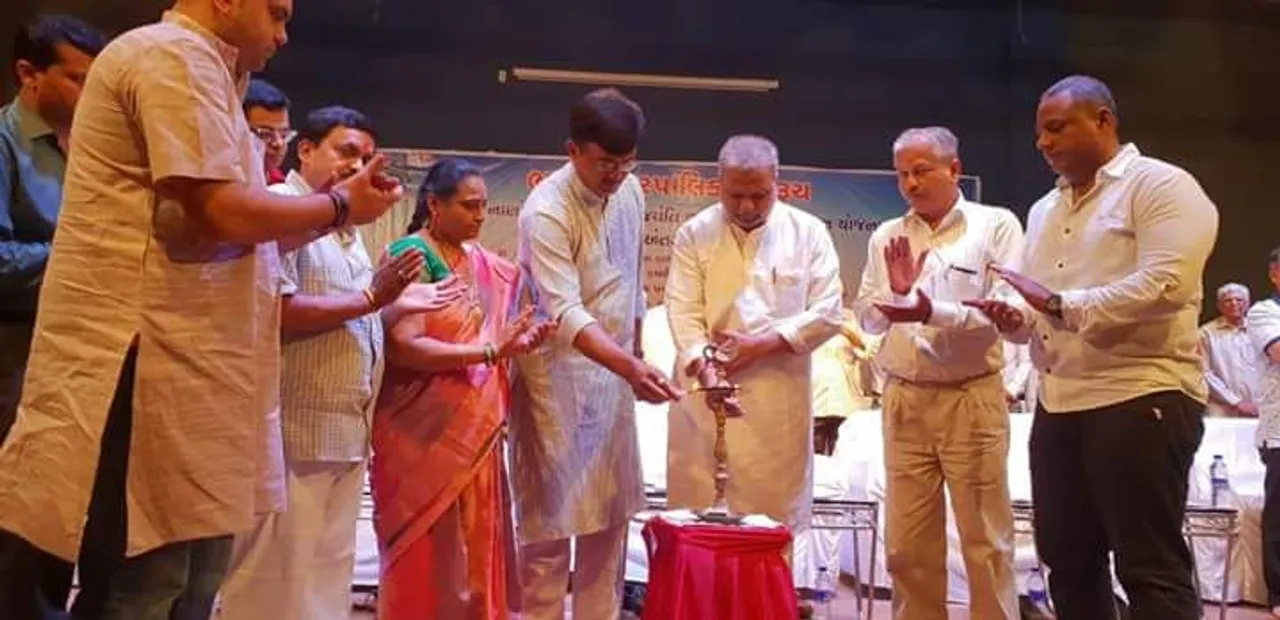 ગુજરાત ગૌરવ દિનની ઉજવણીના ભાગરૂપે ભરૂચમાં વિવિધ સ્થળોએ લોકાર્પણ અને ખાત મહુરત