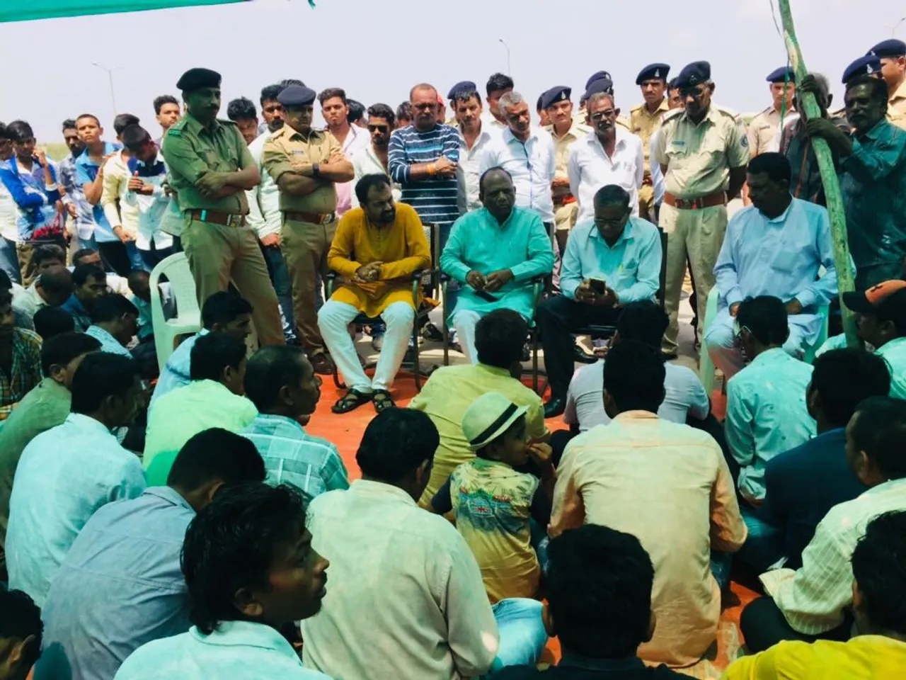 GNFCના  રહિયાદ સ્થિત TDI પ્લાન્ટ સામે લોકોનું આંદોલન , સાંસદે આપી હૈયા ધારણા