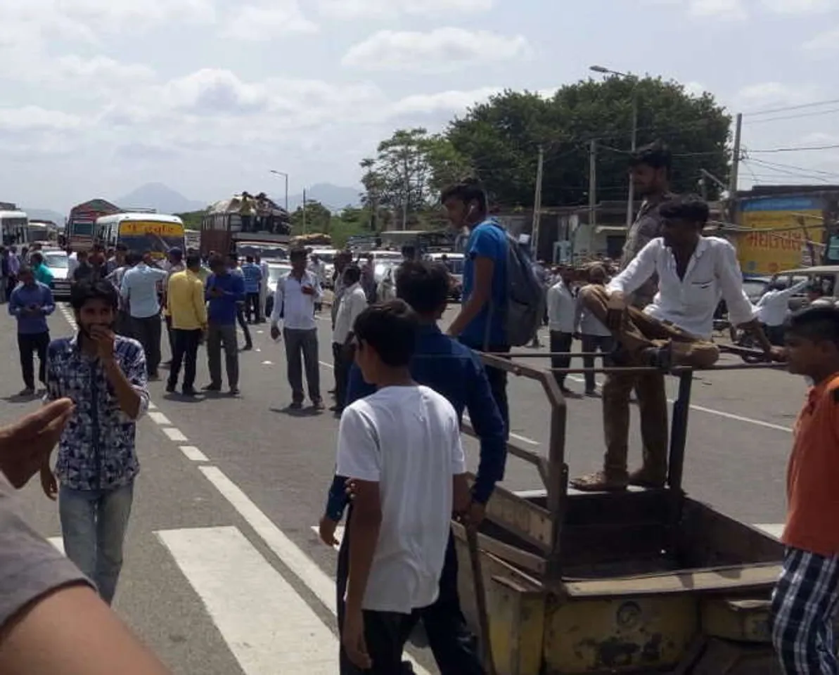 જૂનાગઢઃ રેતી માફિયાઓથી ત્રસ્ત વંથલીના ખેડૂતોએ પાળ્યો બંધ, પોલીસ પર થયો પથ્થરમારો