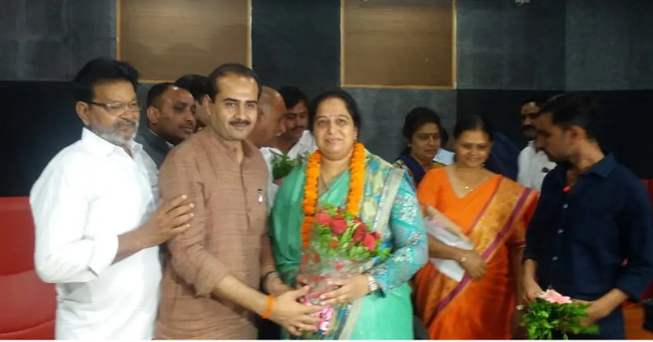 રાજકોટઃ જિલ્લા પંચાયતના પ્રમુખ તરીકે અલપાબેન ખાટરીયા, ઉપપ્રમુખ સુભાષ માકડિયા