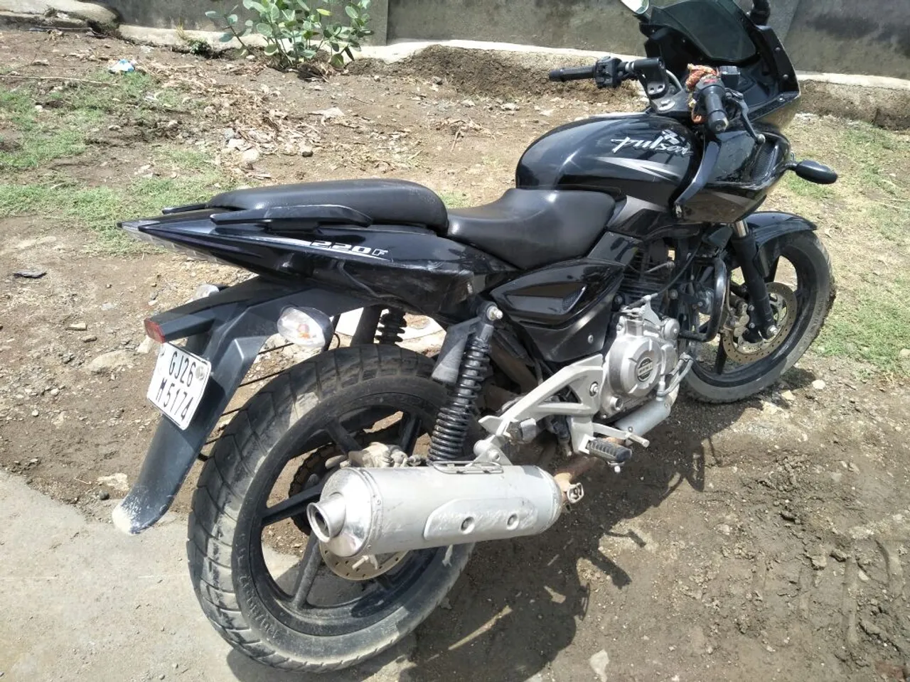 અંકલેશ્વરઃ GIDC વિસ્તારમાં બાઈક સ્લિપ થતાં યુવાનનું મોત