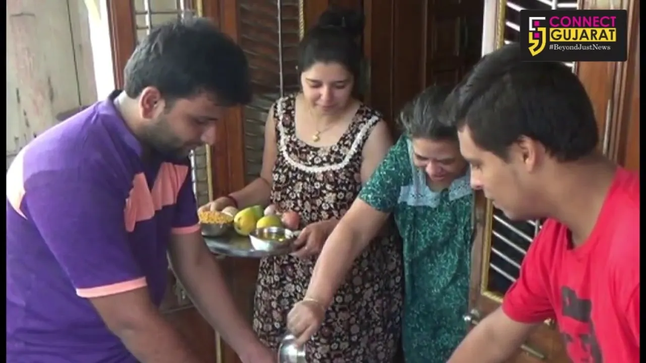 પારસીઓનો અનોખો રોઝદિન, વરસાદને રીઝવવા માટે કરે છે આવું