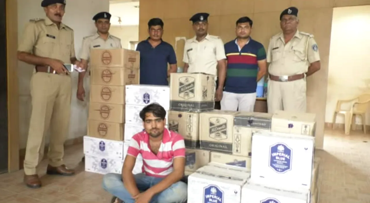 ભરૂચઃ સ્વીફ્ટ કારમાં દારૂને ખેપ મારતો શખ્સ પોલીસના હાથે ઝડપાયો