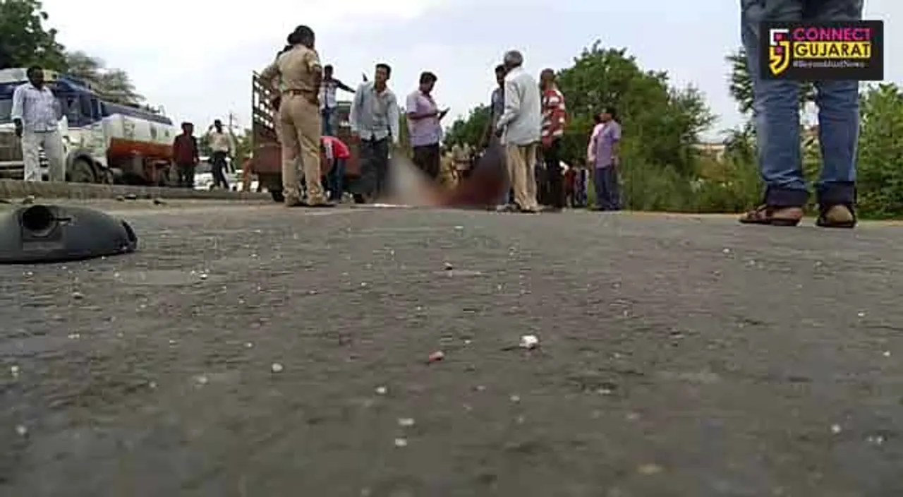 વડોદરાઃ દુમાડ ચોકડી પાસે રેતી ભરેલા ડમ્પરની અડફેટે એક્સ આર્મીમેનનું મોત