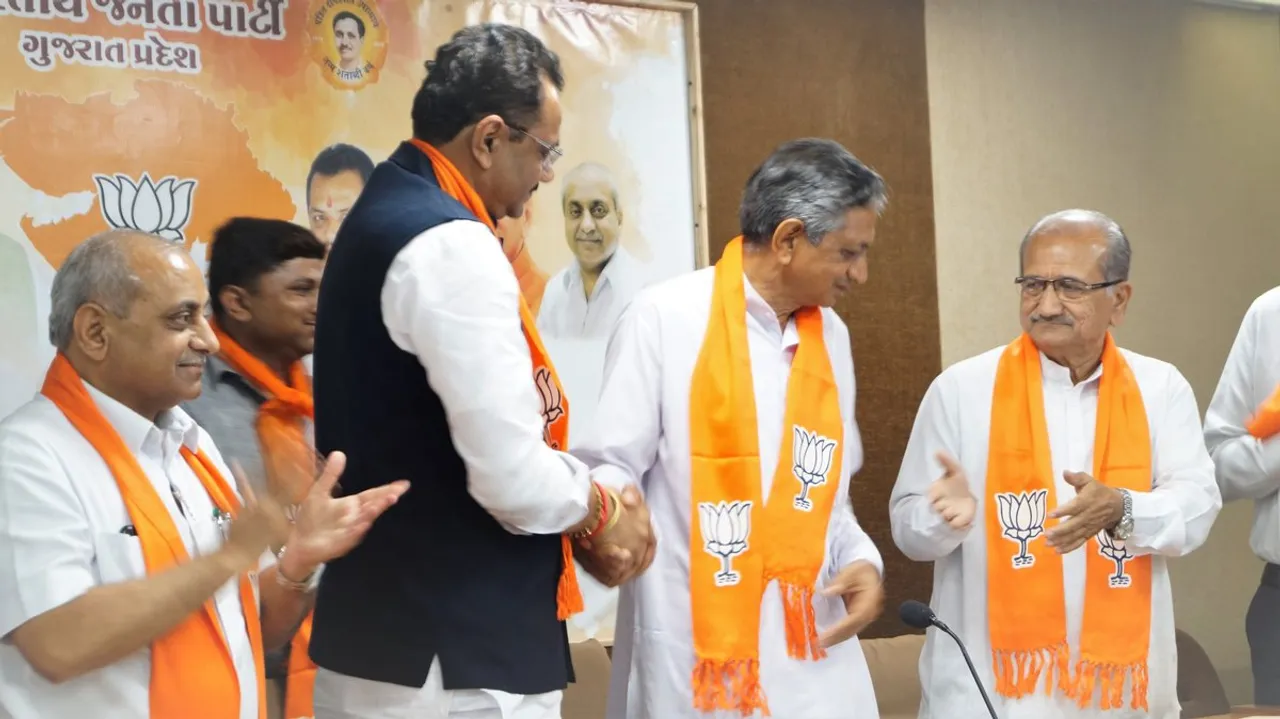 કુંવરજીના BJPમાં જોડાયાના માત્ર ચાર કલાકમાં કેબિનેટ મંત્રીના શપથ