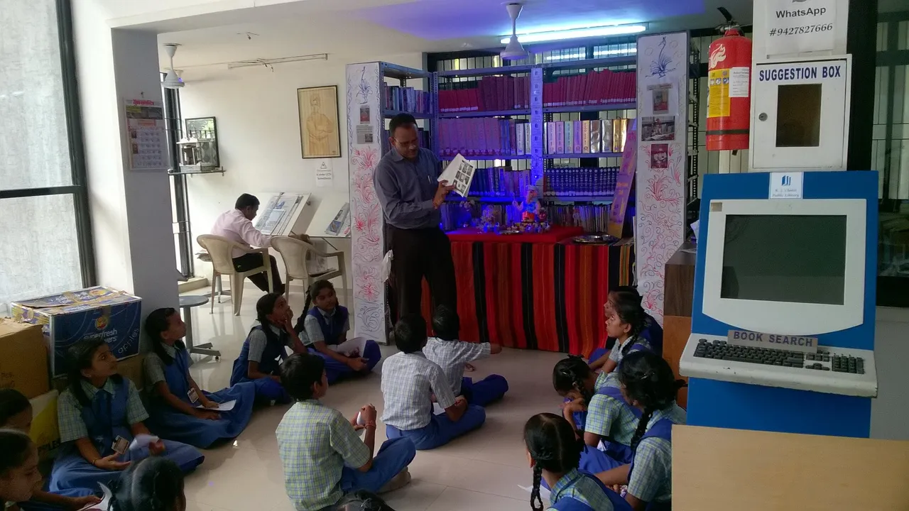 ભરૂચ કે.જે. ચોકસી પબ્લિક લાયબ્રેરી ખાતે ગણેશજીની પરિચય કથાનું પઠન કાર્યક્રમ યોજાયો