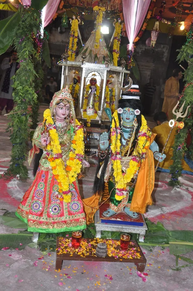 છોટી કાશી થી પ્રસીધ્ધ જામનગરમાં યોજાઇ એક અનોખી ગરબી