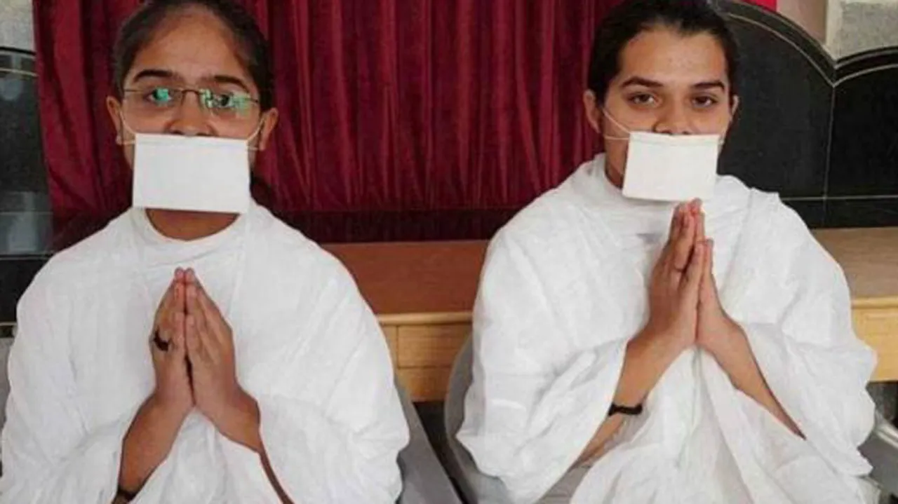 રાજકોટ : કરોડપતિ પિતાની બે દીકરી લેશે દિક્ષા : સર્વસ્વ સુખ ત્યાગીને સાધ્વી બનશે