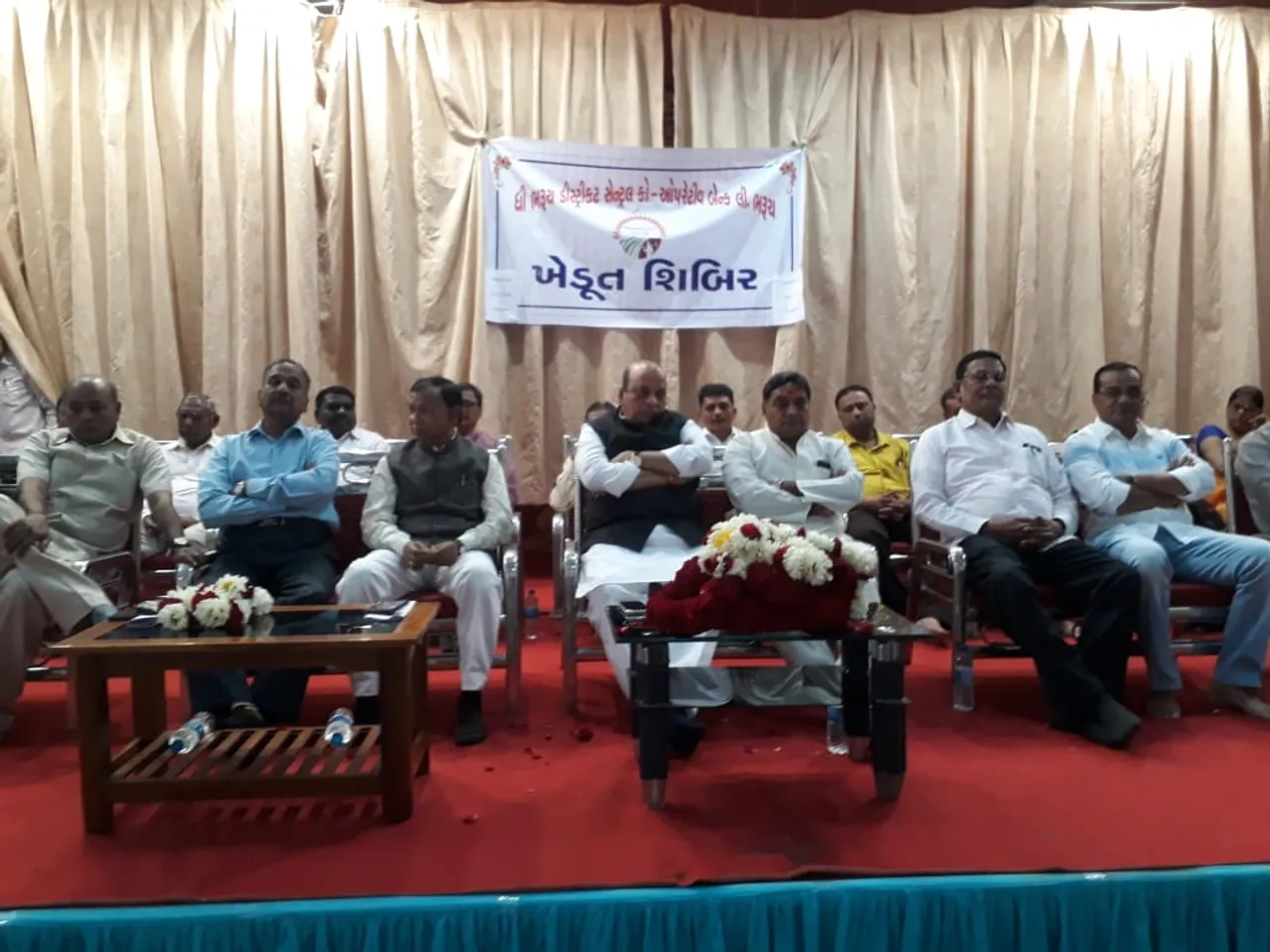 જંબુસર ખાતે સભાસદોના માર્ગદર્શન માટે યોજાઇ ખેડૂત શિબિર