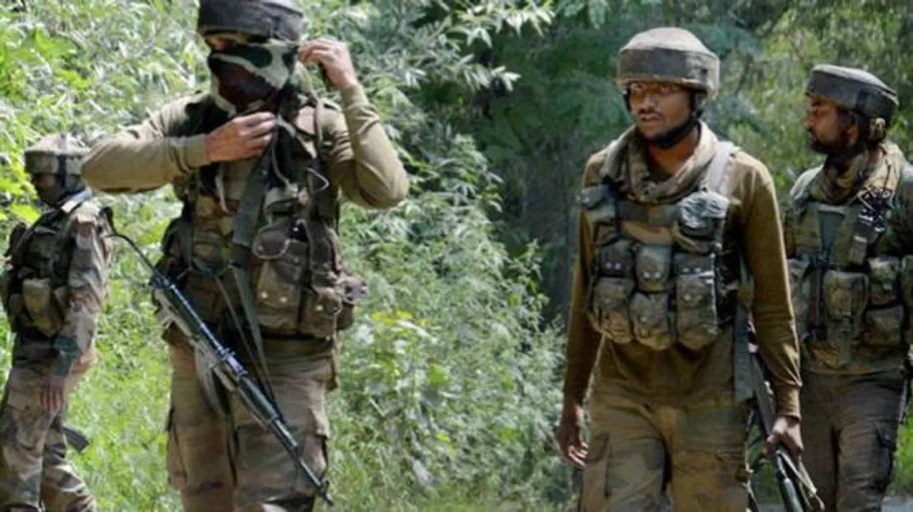 જમ્મુ-કાશ્મીર: શોપિયાંમાં સુરક્ષાદળો અને આતંકીઓ વચ્ચે અથડામણ, ત્રણ આતંકીઓનો ઠાર