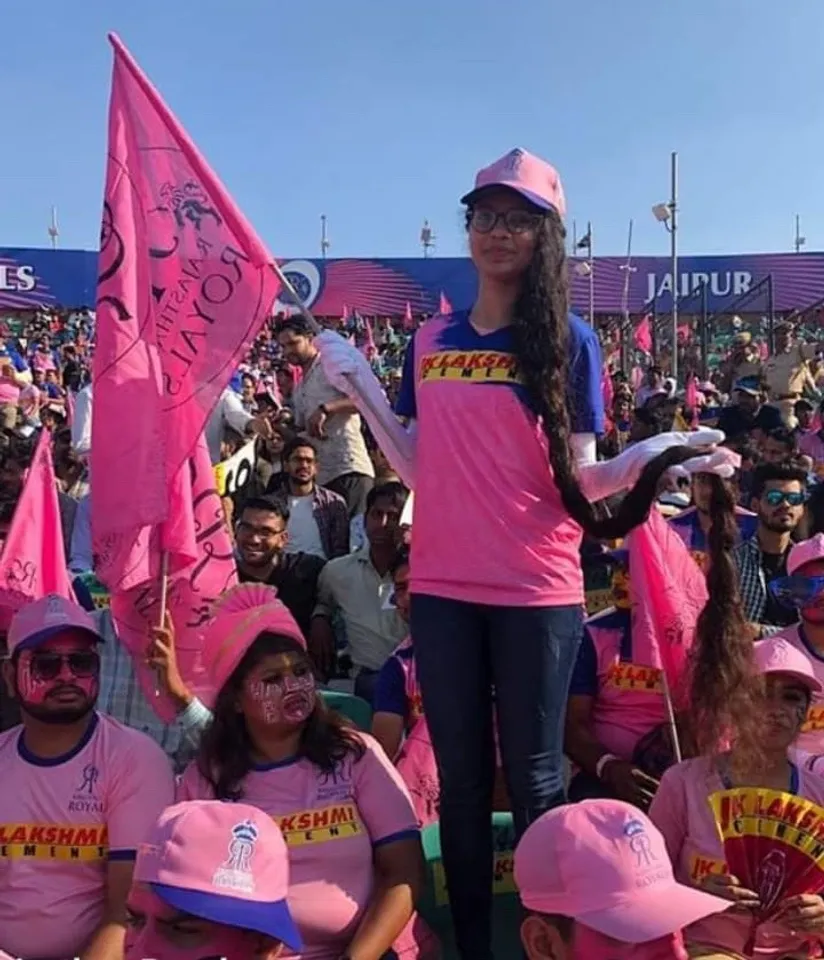 અરવલ્લીનું ગૌરવ : વિશ્વની સૌથી લાંબા વાળ ધરાવતી નિલાંશીએ આઈપીએલમાં ખેલાડીઓનો ઉત્સાહ વધાર્યો