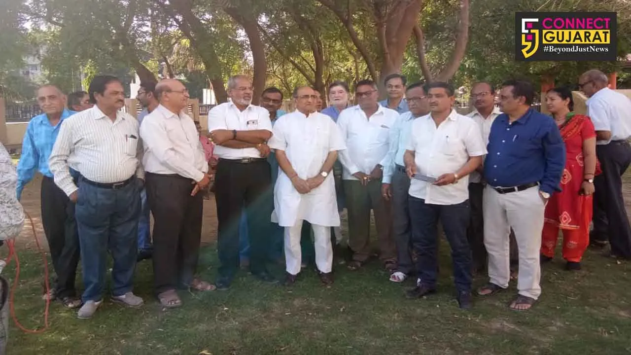 ભરૂચ:રાહુલ ગાંધીએ મોદી સમાજ પર આપેલ નિવેદનના વિરુદ્ધમાં ભૃગુપુર મોઢ મોદી સમાજ હિતવર્ધક મંડળ દ્વારા કલેકટરને અપાયું આવેદન