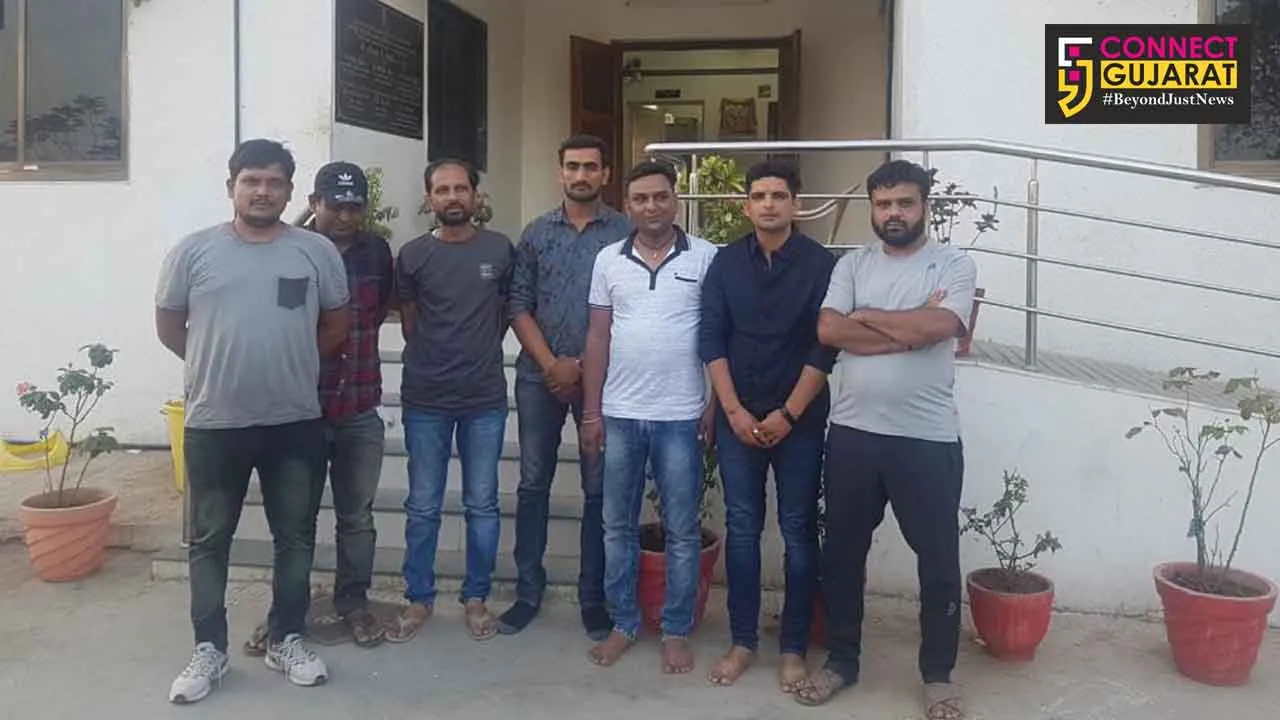 પાલનપુર:T 20 ક્રિકેટ પર સટો રમતા 6 ઝડપાયા, 2 લાખનો મુદ્દામાલ કર્યો જપ્ત