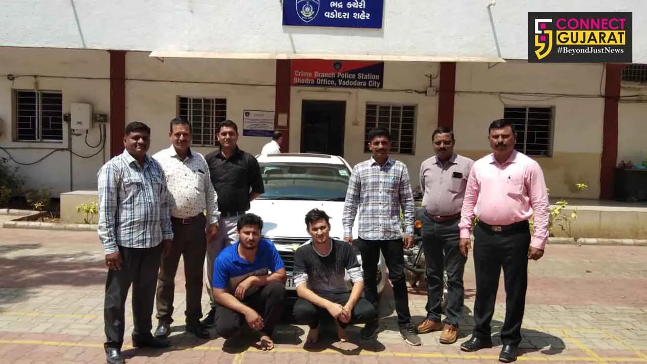 વડોદરા: IPL ક્રીકેટ મેચ પર સટ્ટો રમતા બે શખ્સની રૂપિયા ૩,૯૨,૦૦૦/- ના મુદમાલ સાથે ઝડપી પાડતી વડોદરા શહેર ક્રાઇમ બ્રાન્ચ