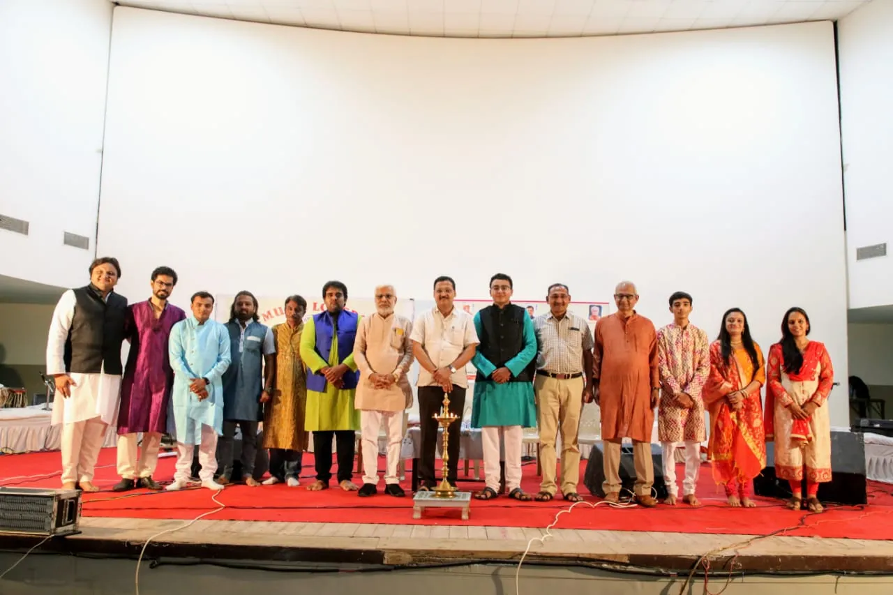 અંકલેશ્વર ખાતે “રૂપલે મઢી છે સારી રાત” નો સંગીતનો કાર્યક્રમ યોજાયો
