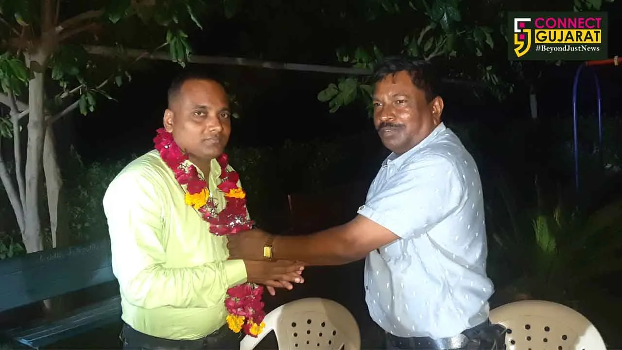 જંબુસર: PSIની બદલી થતા યોજાયો વિદાય સમારંભ