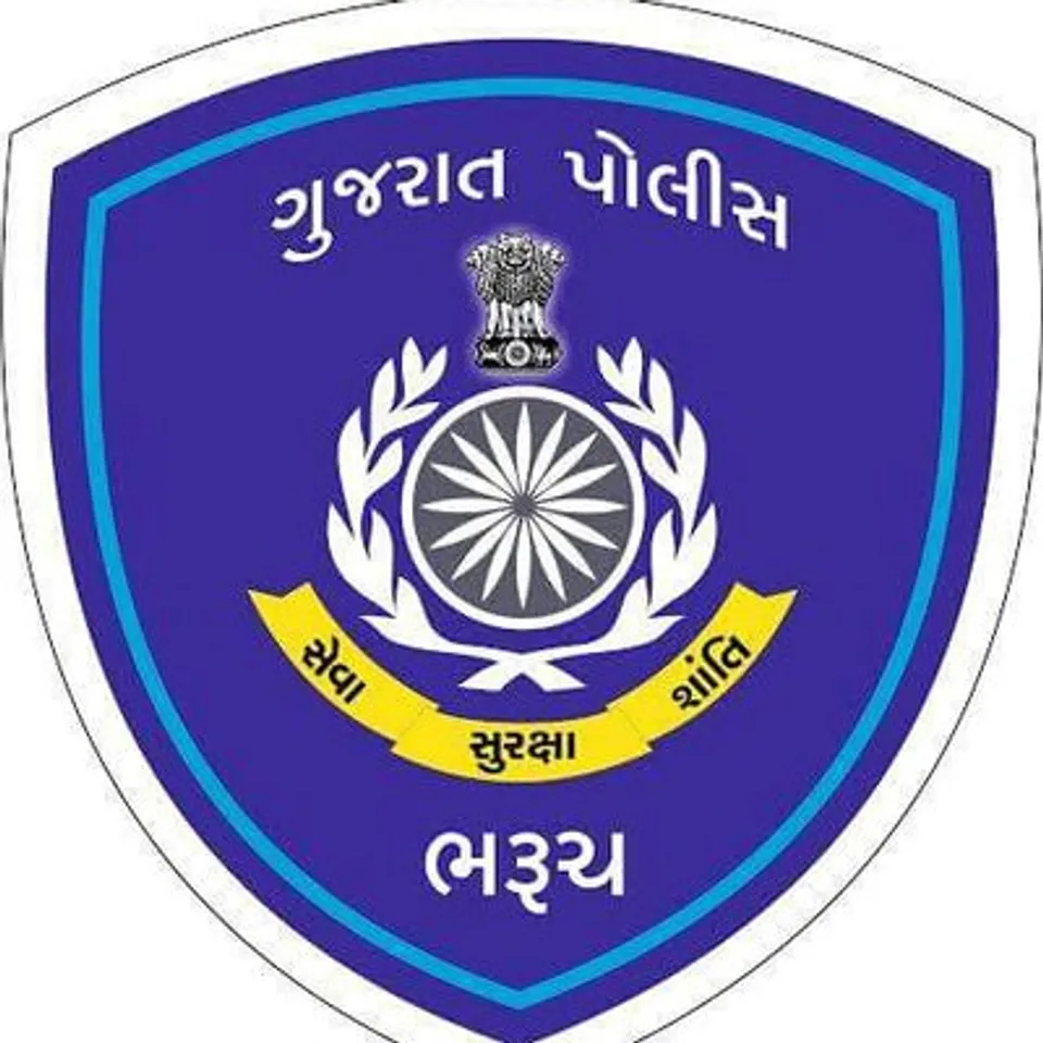 સુરત શહેર તથા ભરૂચ જીલ્લા ખાતે અગાઉ વાહનચોરીના ગુનામાં પકડાયેલ રીઢા વાહન ચોરને ૪ બાઇક સાથે પકડી પાડતી ભરૂચ LCB