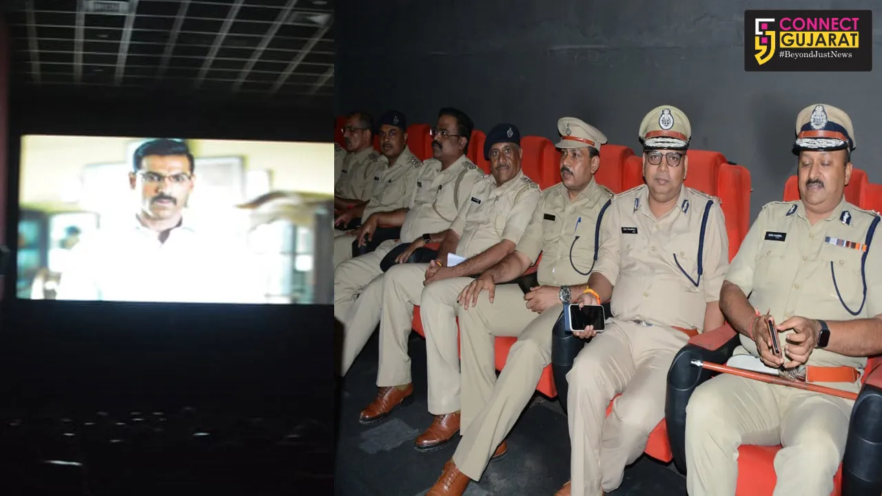 રાજકોટ પોલીસ કમિશ્નર મનોજ અગ્રવાલે યોજ્યો બાટલા હાઉસનો શો, પોલીસ અધિકારીઓ અને જવાનો રહ્યા હાજર