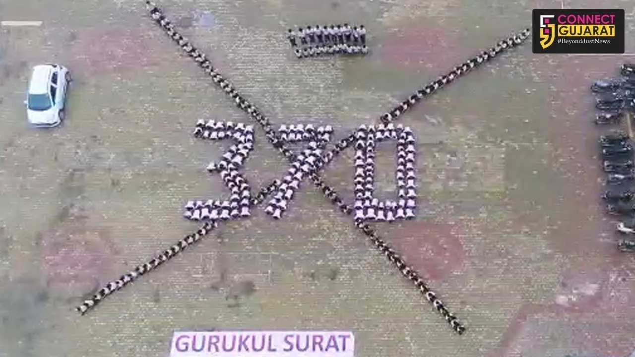સુરત : 370ની કલમ મામલે વેડ રોડ ગુરુકુળના 500 વિદ્યાર્થીઓ કરી અનોખી ઉજવણી