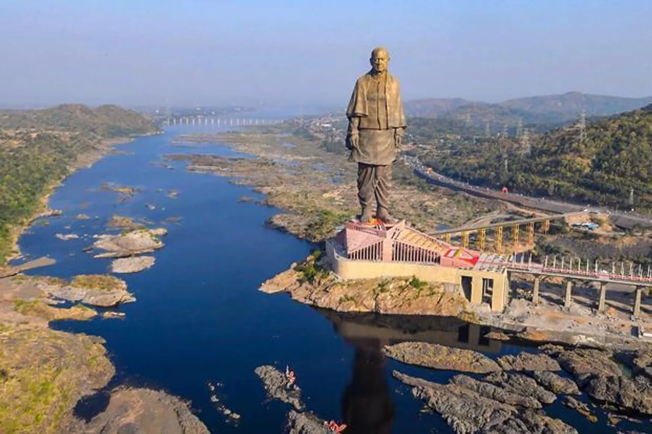 બિન નિવાસી ગુજરાતીઓ આનંદો : ગુજરાત દર્શન યોજના હેઠળ વરિષ્ઠોને 10 હજાર રૂપિયાની સરકારી સહાય મળશે