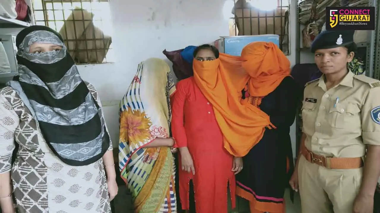 અંકલેશ્વર:સુફલમ એપાર્ટમેન્ટમાંથી જુગાર રમી રમાડતી ૪ મહિલા ખેલી ઝડપાઇ