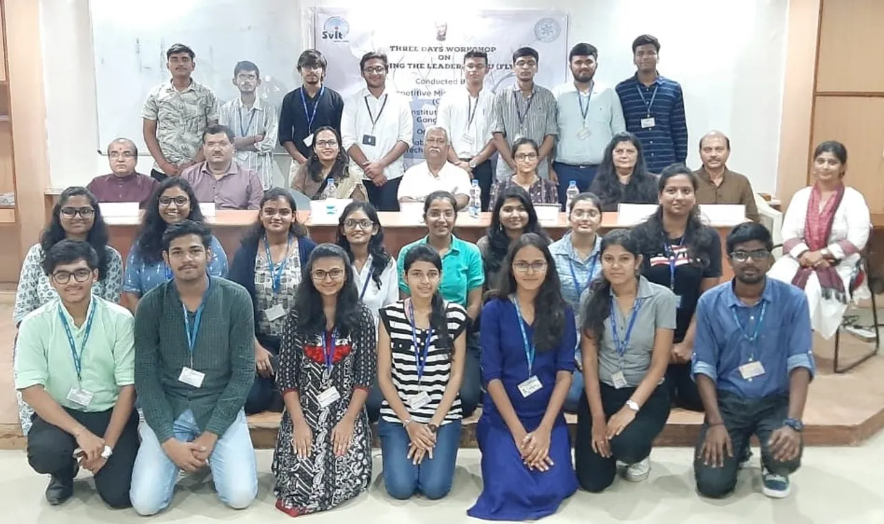 વાસદ: વિદ્યાર્થીઓમાં કેળવણી માટે કરાયું " ફાઈન્ડિંગ રીડર ઇન યોર સેલ્ફ" વર્કશોપનું આયોજન