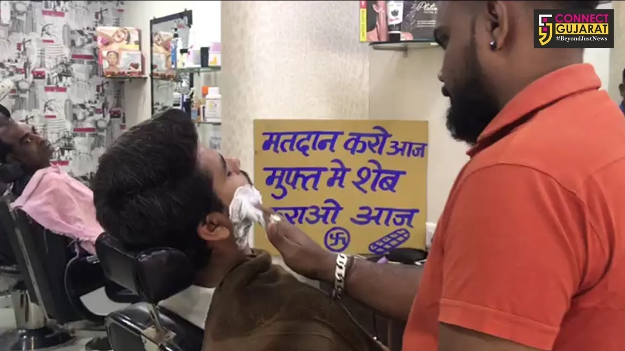 અમદાવાદ : અમરાઇવાડીના વાળંદના એક વિચારથી વધી મતદાનની ટકાવારી