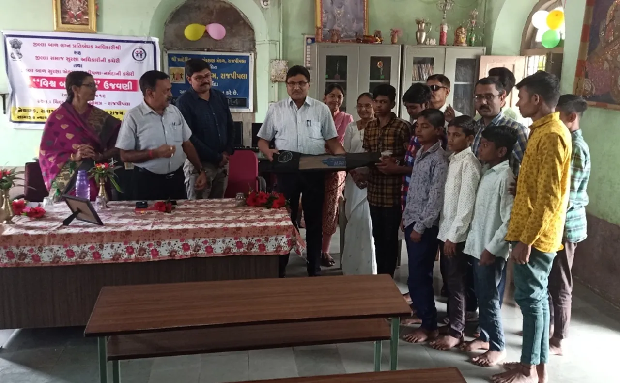 રાજપીપળા: બોઇઝ ચિલ્ડ્રન હોમ ખાતે કરાયું બાળકોની આરોગ્ય તપાસ સાથે સ્પોર્ટસ કીટસનું વિતરણ