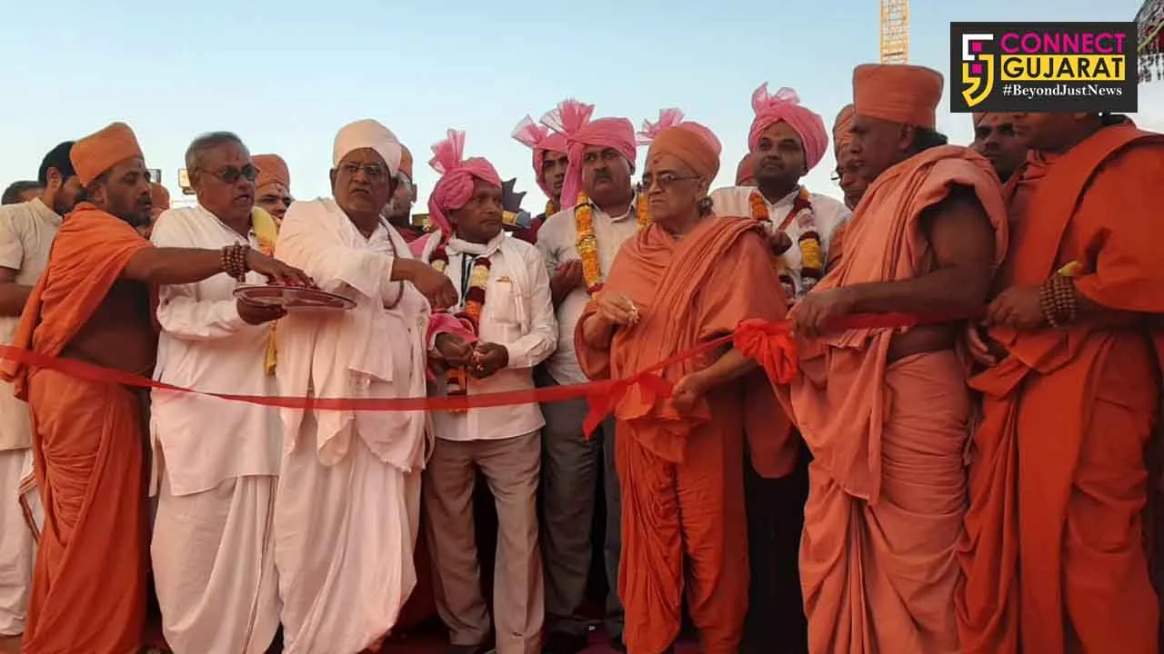 કચ્છ:ભુજ ખાતે વચનામૃત દ્વિશતાબ્દી સપ્તાહનો પ્રારંભ